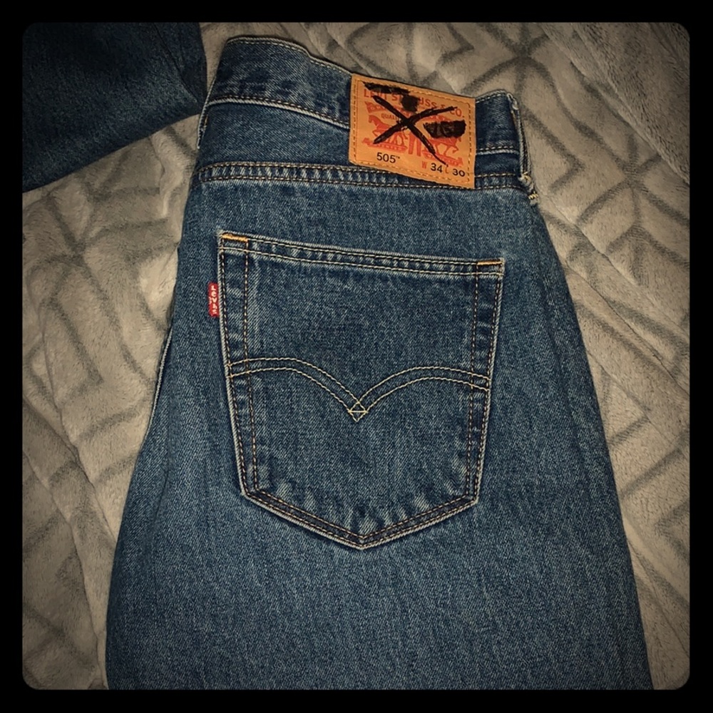 505 LEVI’S